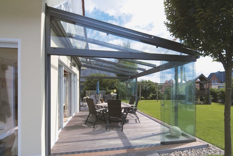 Glas-Terrassendach